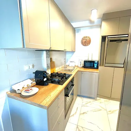 Διαμέρισμα Panoramic Skyline 14th Floor National Stadium View