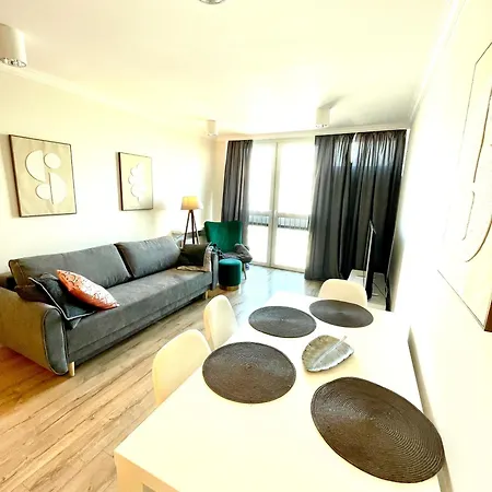 아파트 Panoramic Skyline 14th Floor National Stadium View